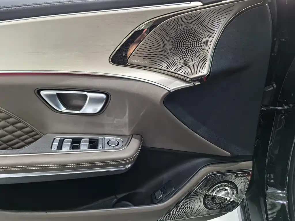 BYD Han — миниатюра 13