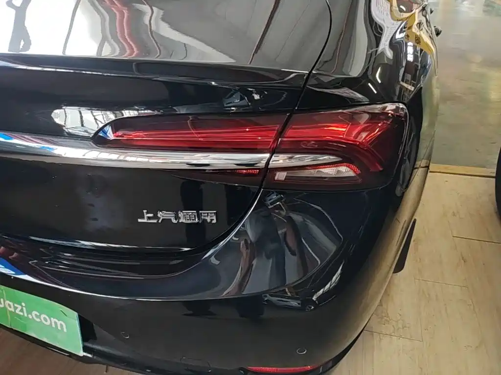 Buick LaCrosse — миниатюра 8