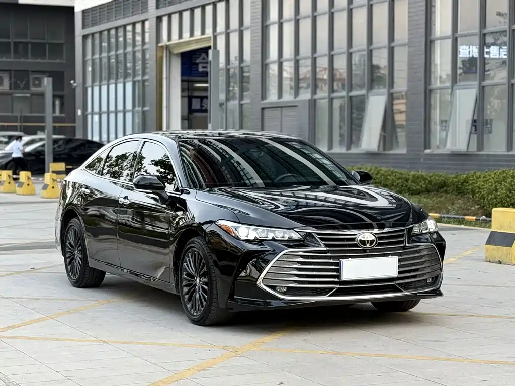 Toyota Avalon 2019