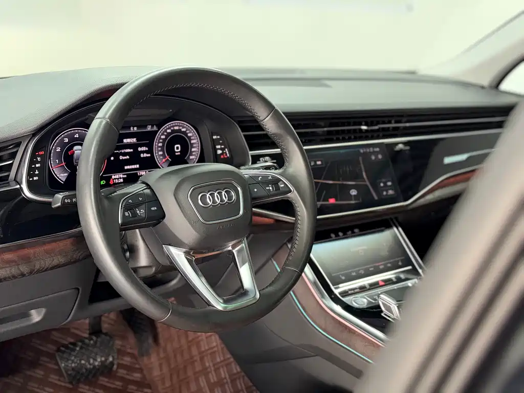 Audi Q7 — миниатюра 10