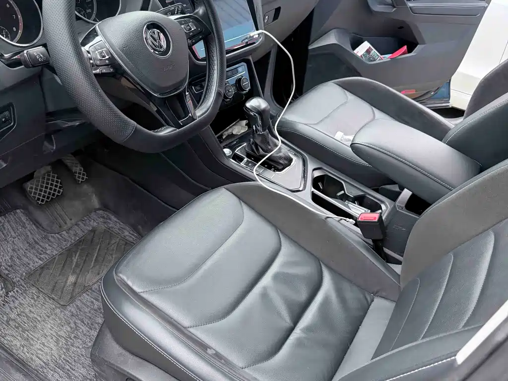 Volkswagen Tiguan L — миниатюра 3