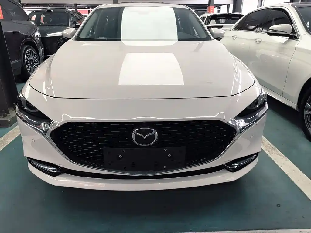 Mazda 3 Axela — миниатюра 2