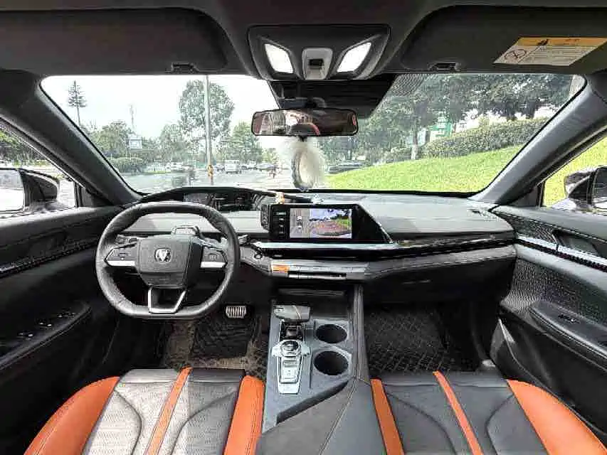 Changan UNI-V — миниатюра 8