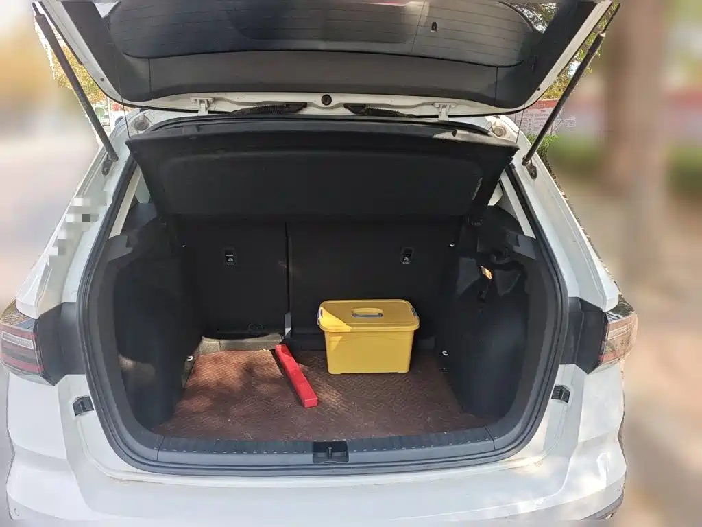 Volkswagen Tharu — миниатюра 10