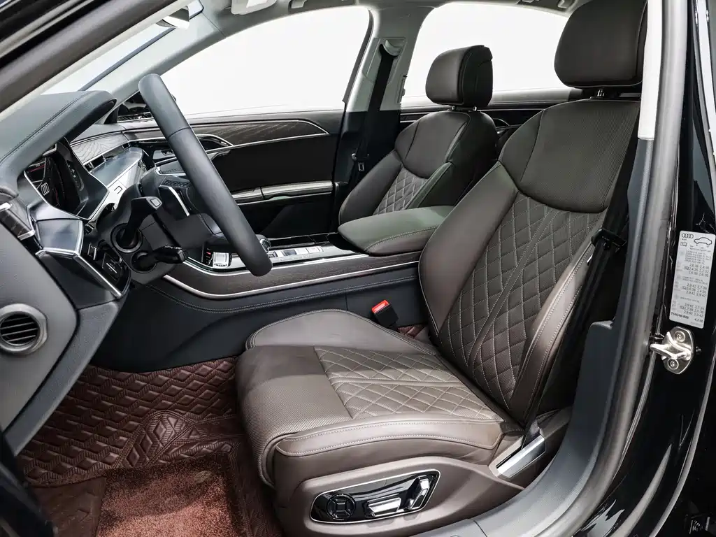 Audi A8 — миниатюра 10