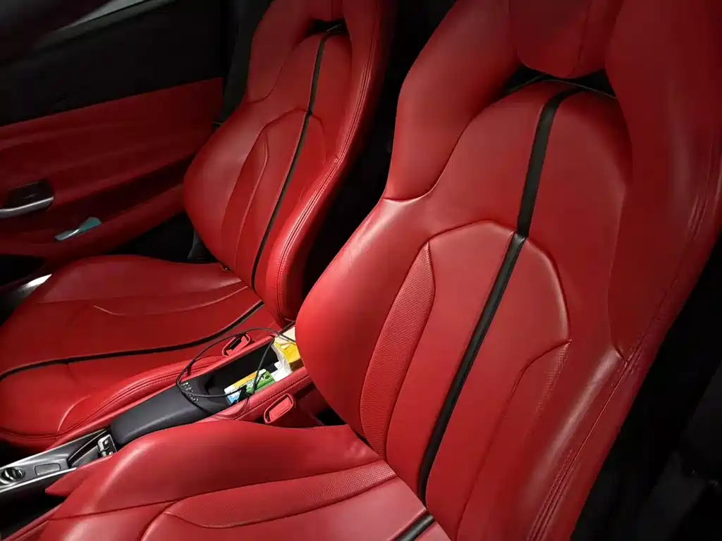 Ferrari F8 — миниатюра 8