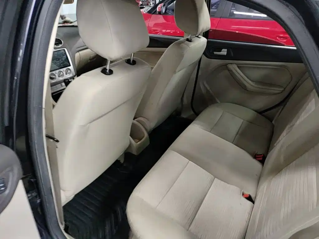 Ford Focus — миниатюра 15