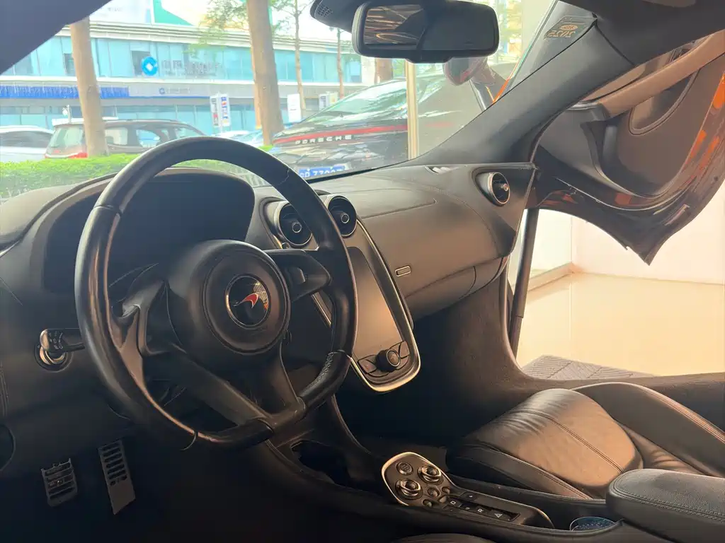 McLaren 540C — миниатюра 4