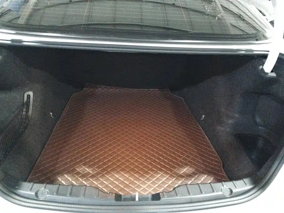 BMW 5 Series — миниатюра 4