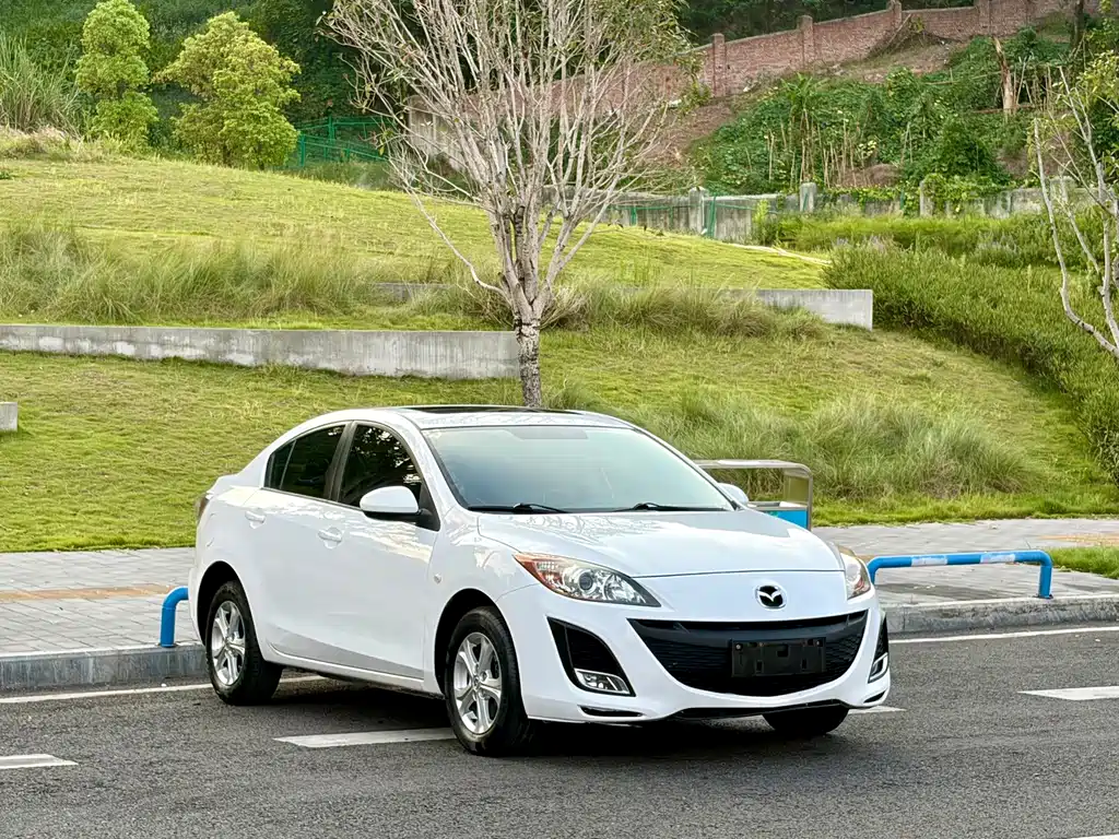 Mazda 3 Xingcheng — миниатюра 3