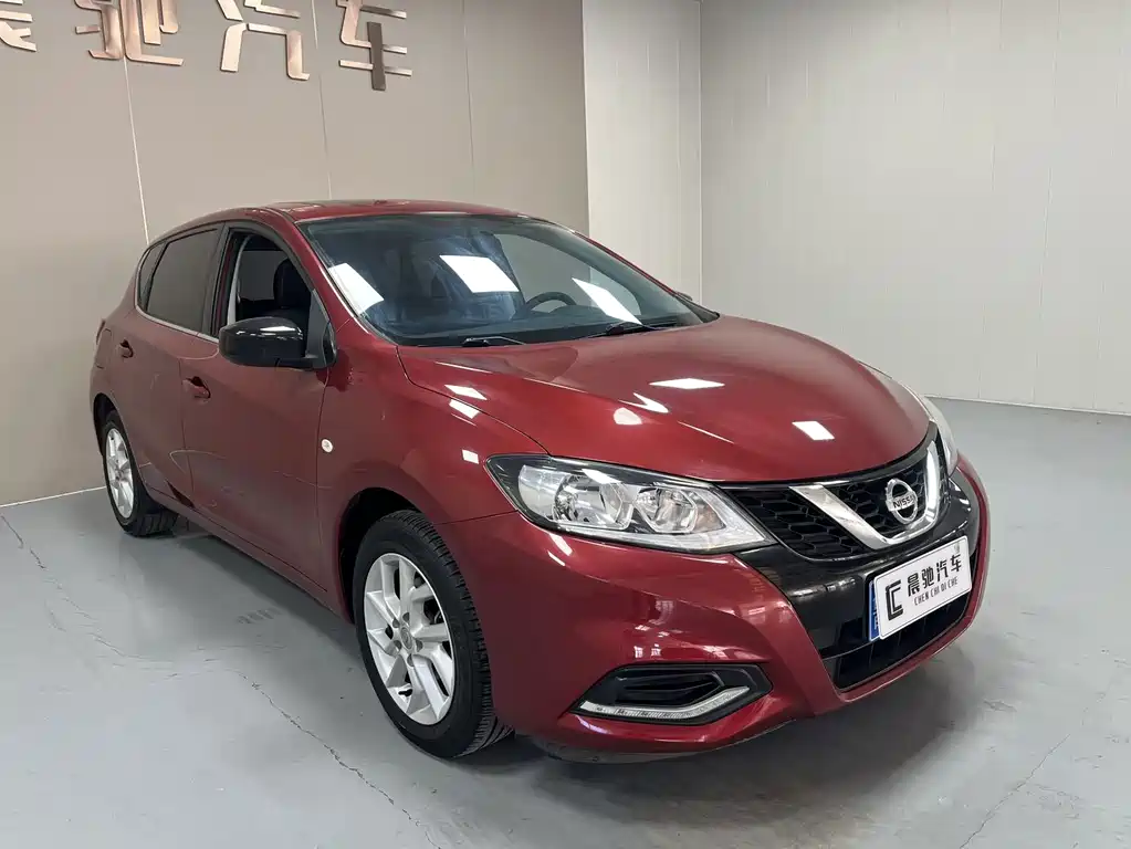 Nissan Tiida — миниатюра 3