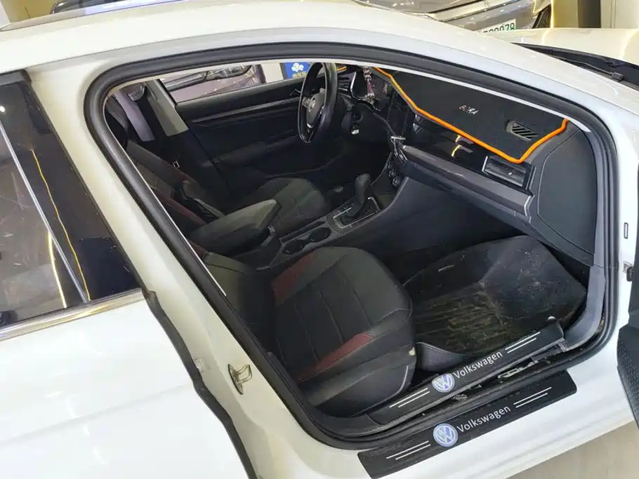 Volkswagen Bora — миниатюра 8