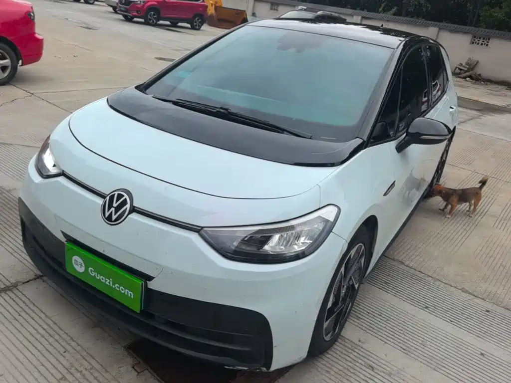 Volkswagen ID.3 — миниатюра 2