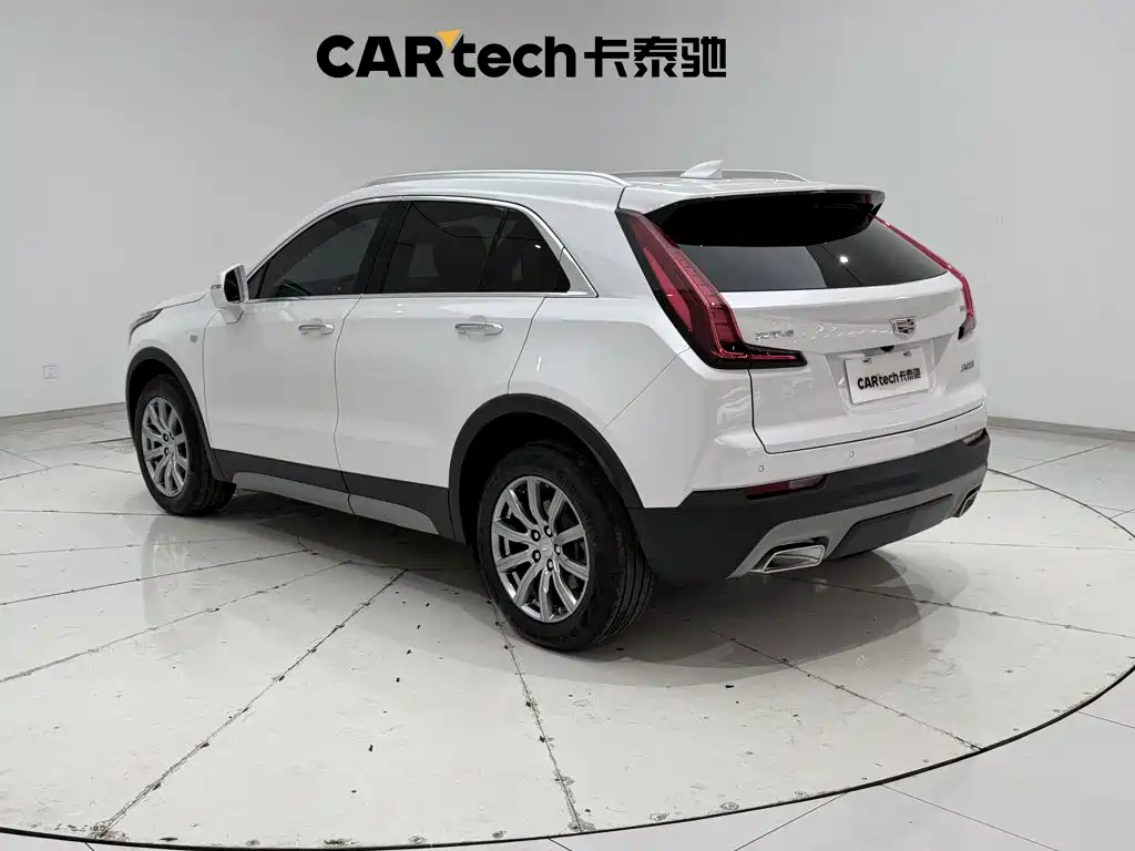 Cadillac XT4 — миниатюра 7