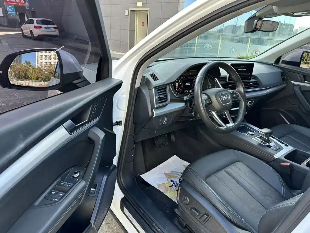 Audi Q5L — миниатюра 4