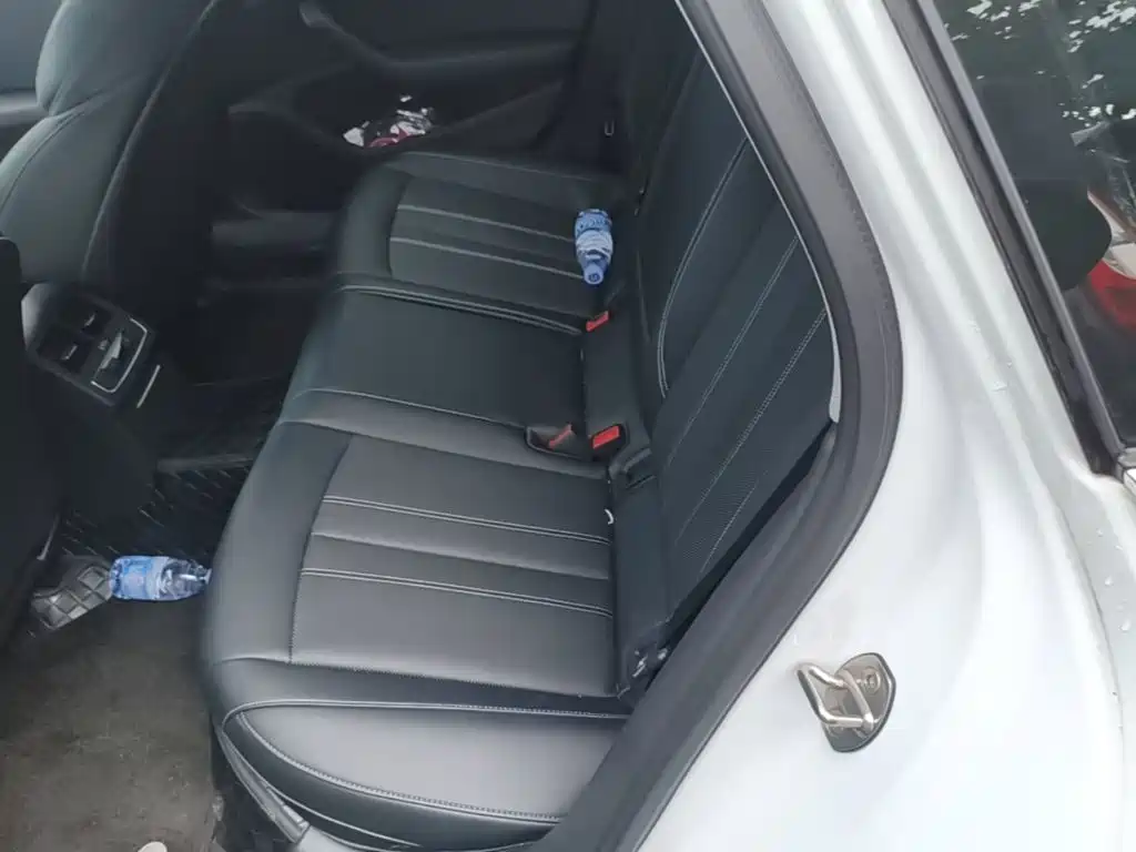 Audi A4L — миниатюра 17