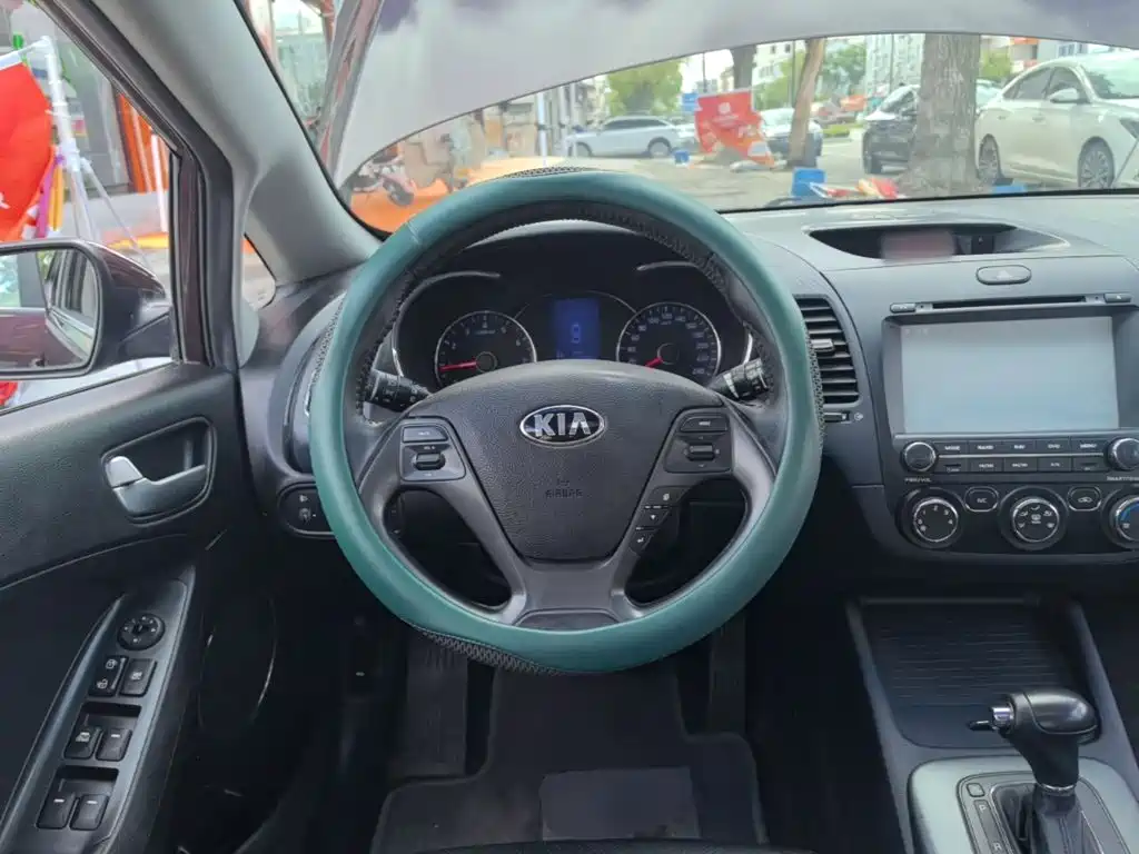 Kia K3 — миниатюра 11