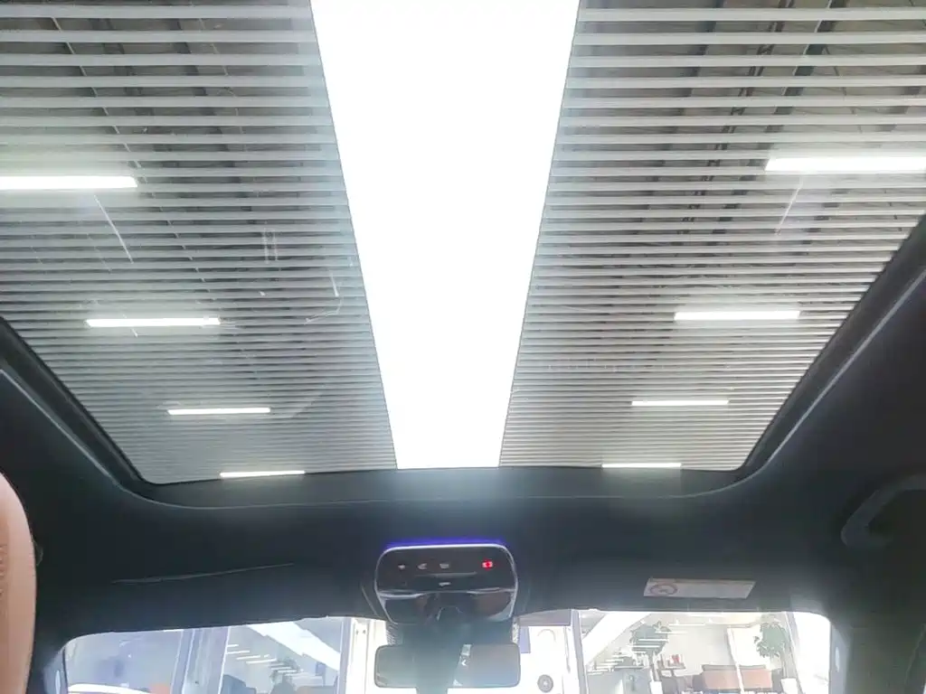 Mercedes-Benz GLC — миниатюра 14