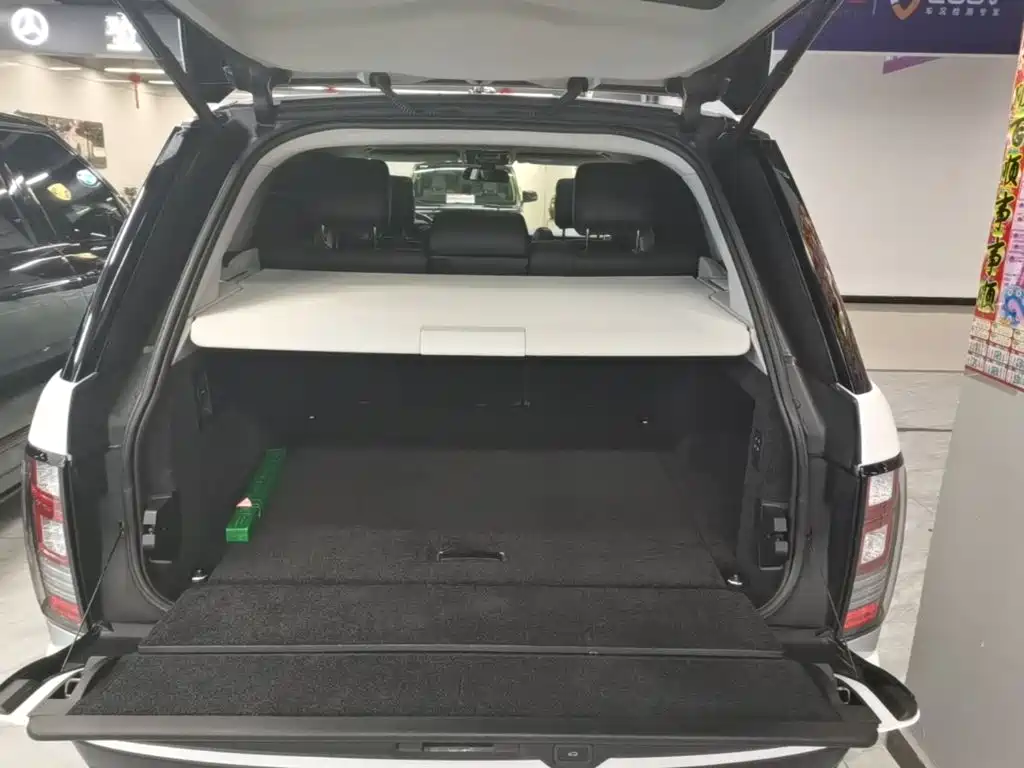 Land Rover Range Rover — миниатюра 19