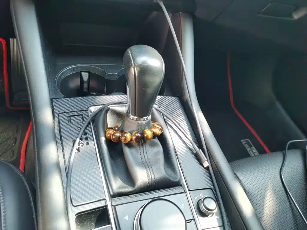 Mazda 3 Axela — миниатюра 10