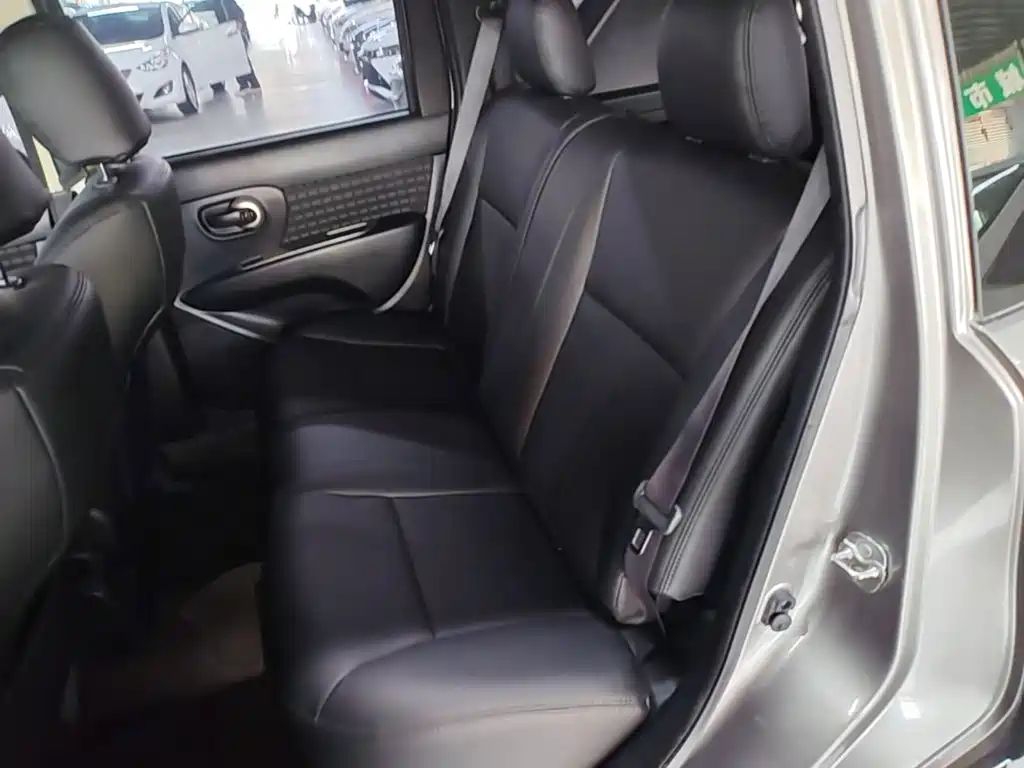 Nissan Livina — миниатюра 17