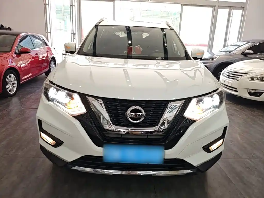 Nissan X-Trail — миниатюра 3