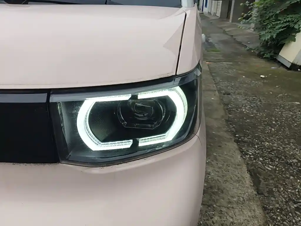 Wuling MINIEV — миниатюра 24