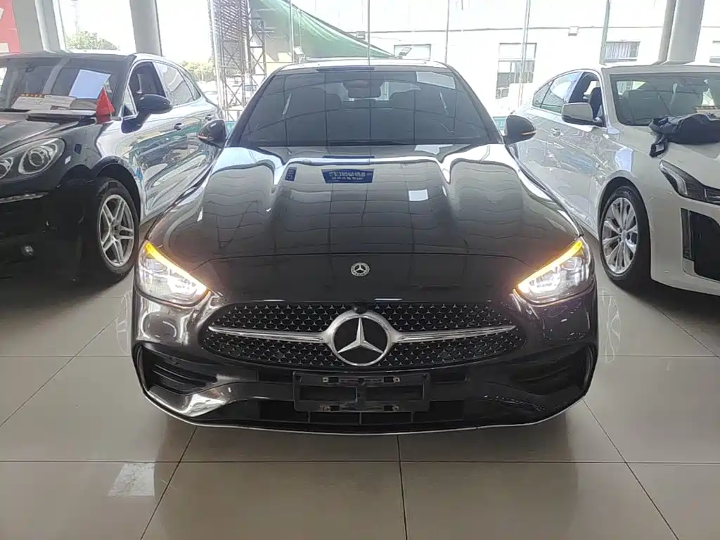 Mercedes-Benz C-Class — миниатюра 3