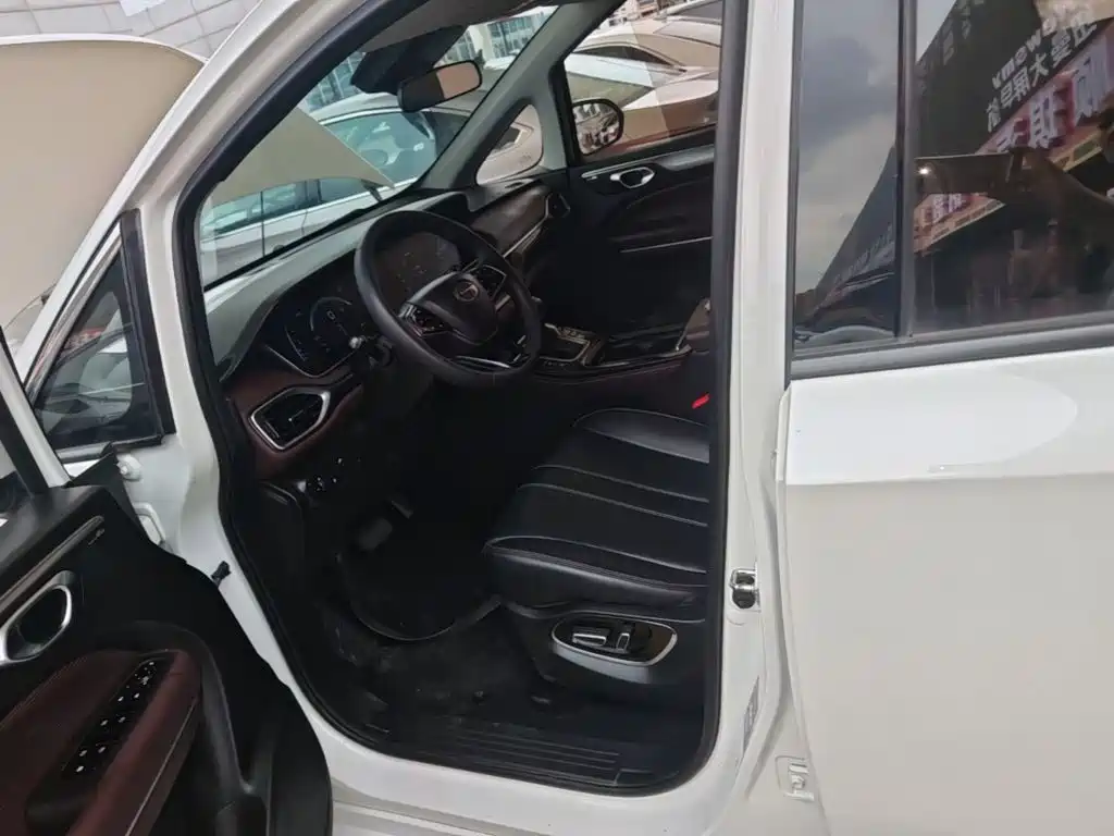GAC Motor Trumpchi M6 — миниатюра 15