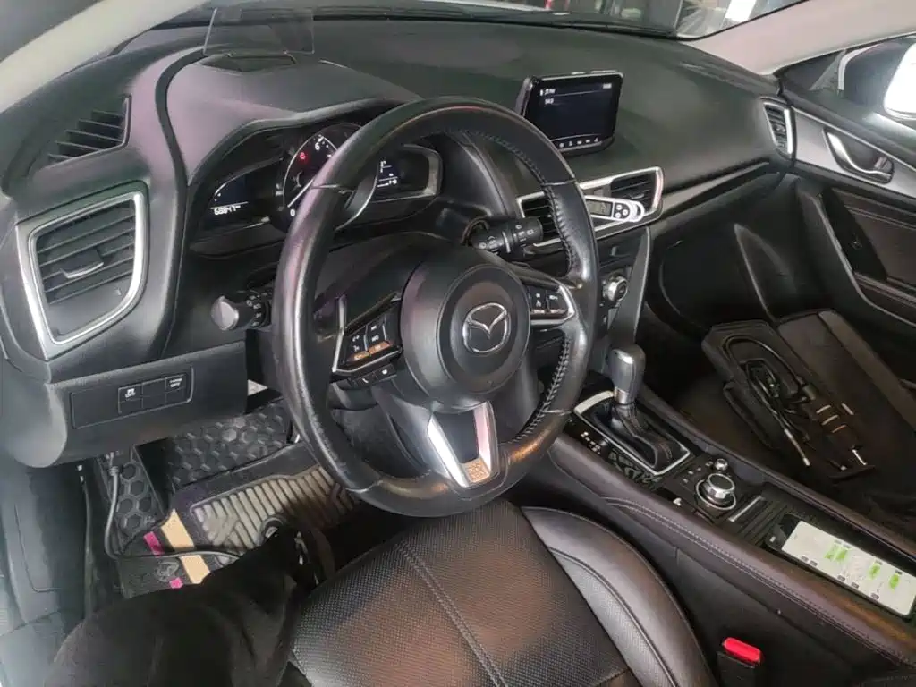 Mazda 3 Axela — миниатюра 10