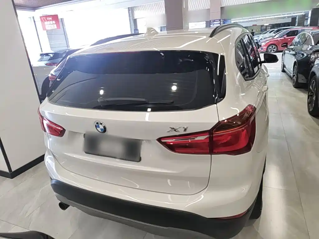 BMW X1 — миниатюра 6