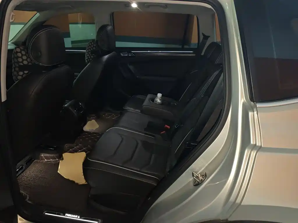 Volkswagen Tiguan L — миниатюра 18