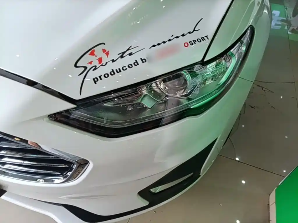 Ford Mondeo — миниатюра 24