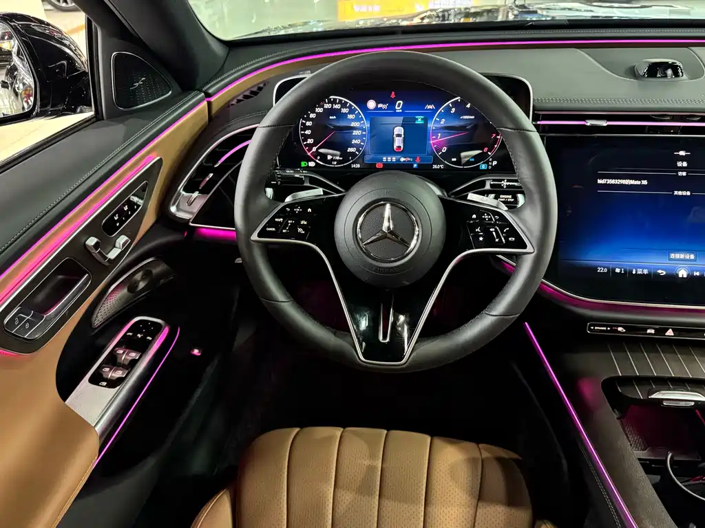 Mercedes-Benz E-Class — миниатюра 10