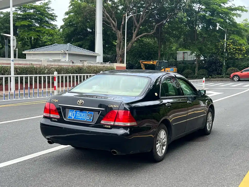 Toyota Crown 2007 2.5L Royal