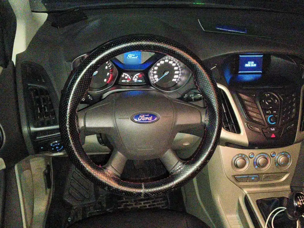 Ford Focus — миниатюра 6