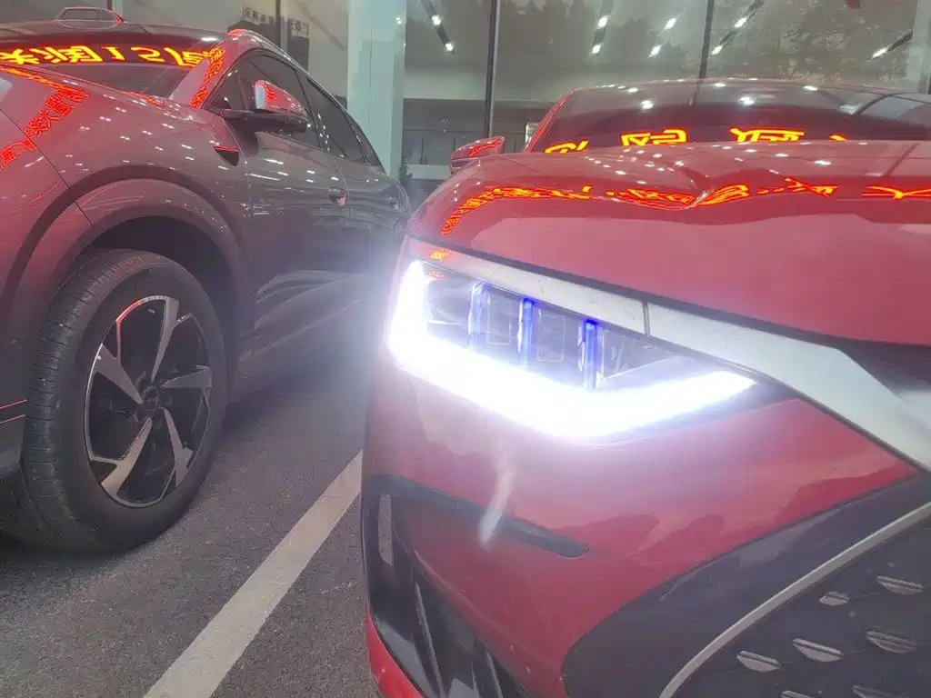 BYD Han — миниатюра 7