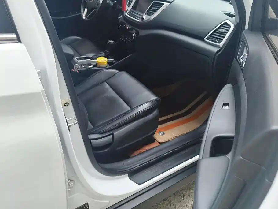 Hyundai Tucson — миниатюра 8