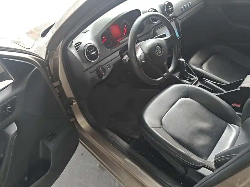 Volkswagen Jetta — миниатюра 16