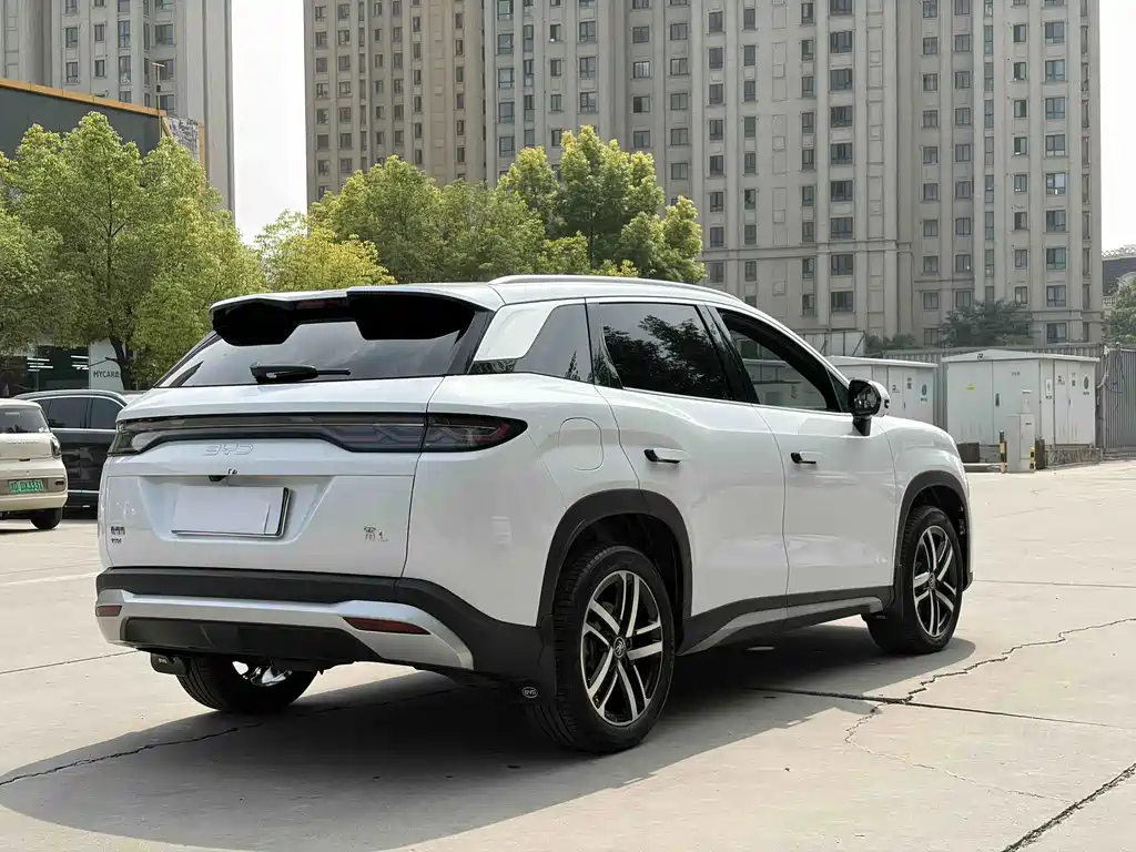 BYD L DM-i — миниатюра 6