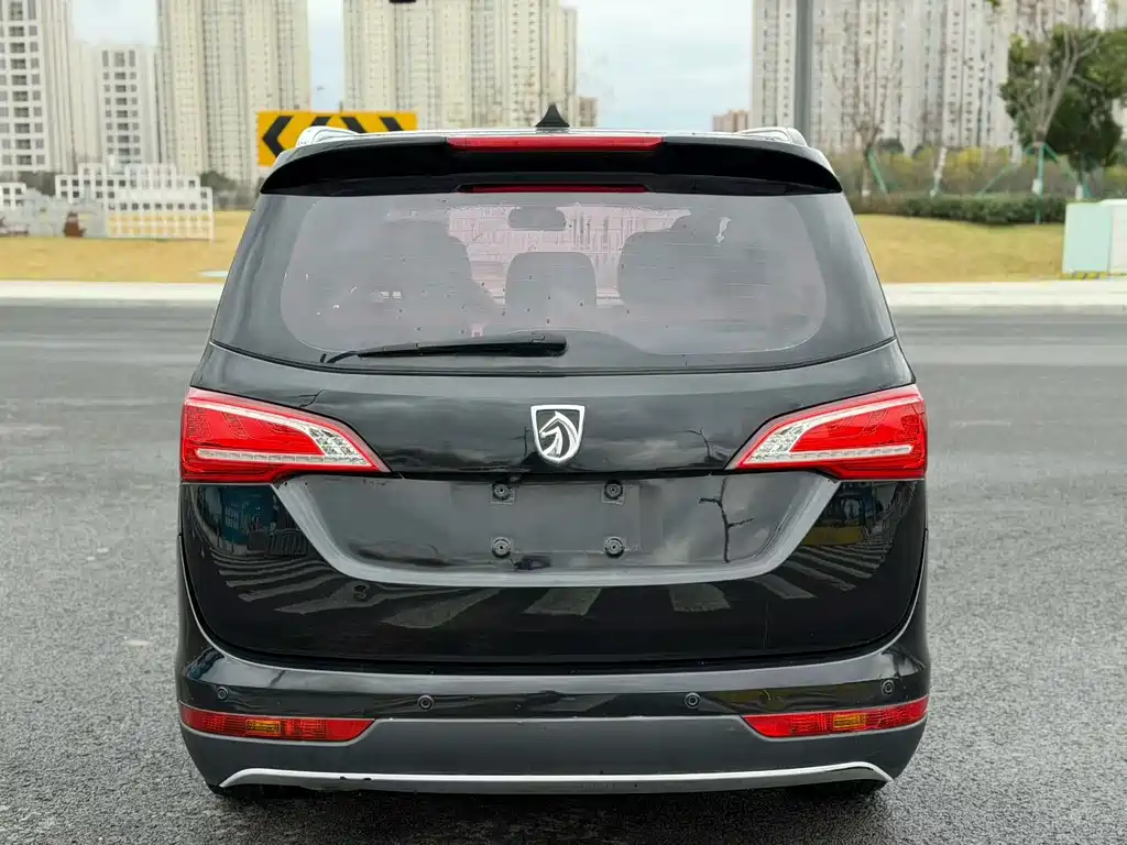 BAOJUN 730
