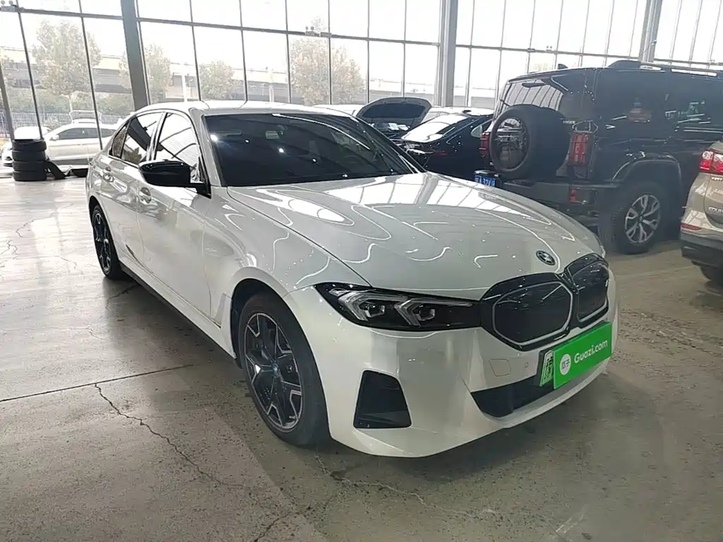 BMW i3 — миниатюра 4