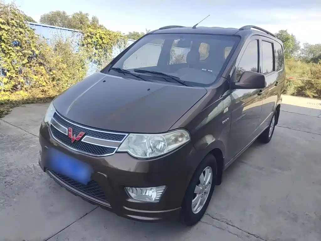 Wuling Hongguang — миниатюра 2