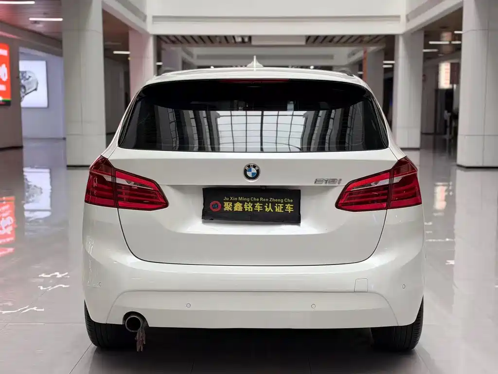 BMW 2 Series Active Tourer — миниатюра 6
