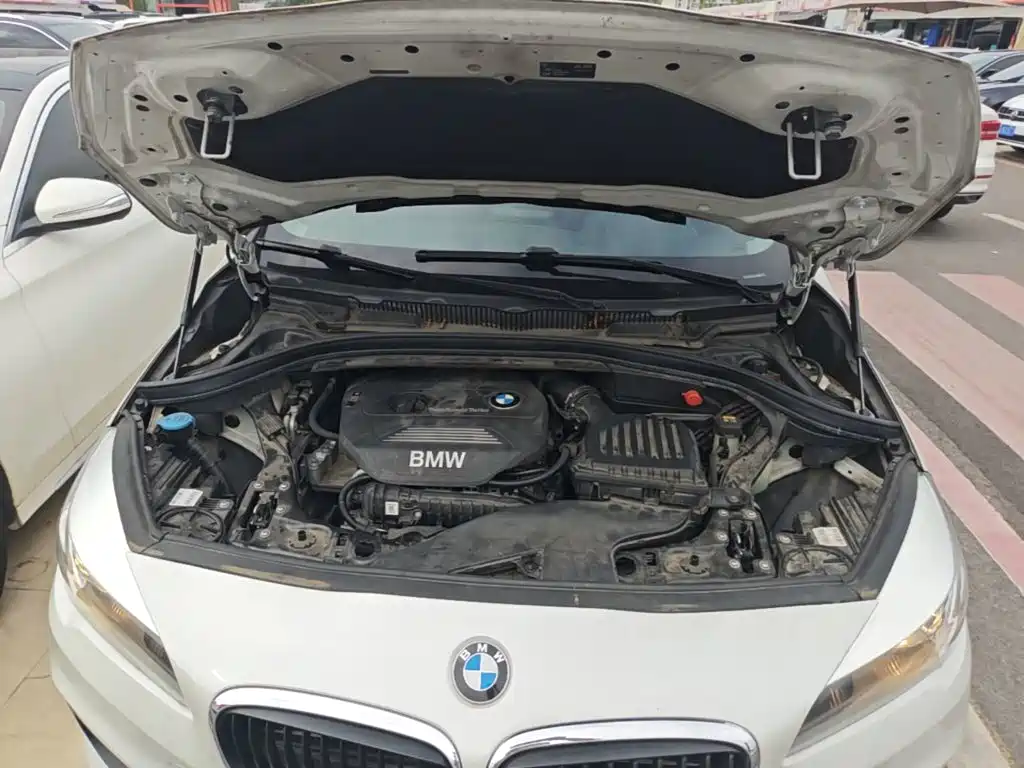 BMW 2 Series Active Tourer — миниатюра 20