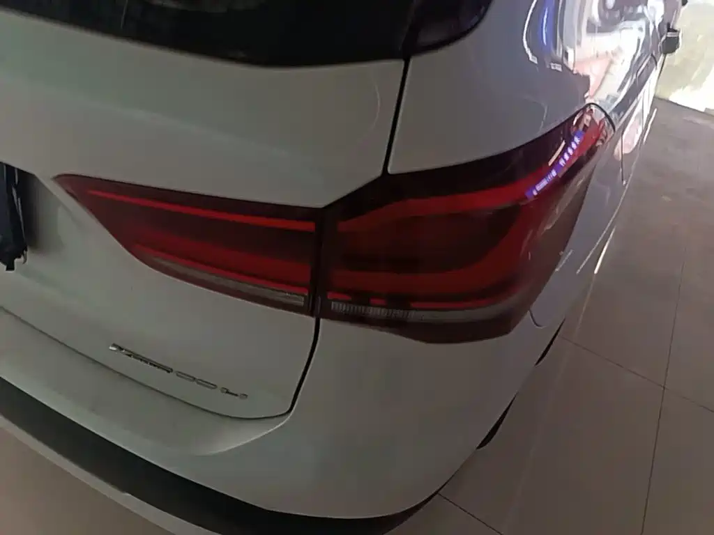 BMW X1 — миниатюра 8