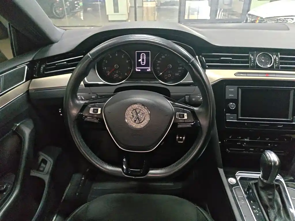 Volkswagen CC — миниатюра 11
