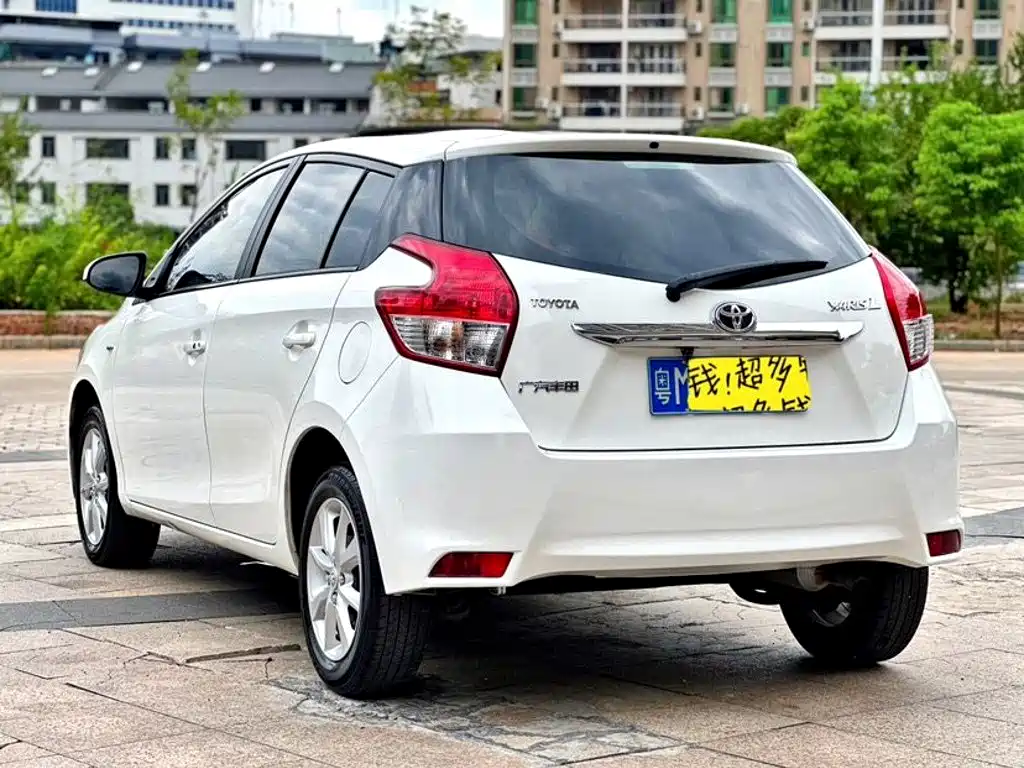 Toyota Yaris L — миниатюра 5