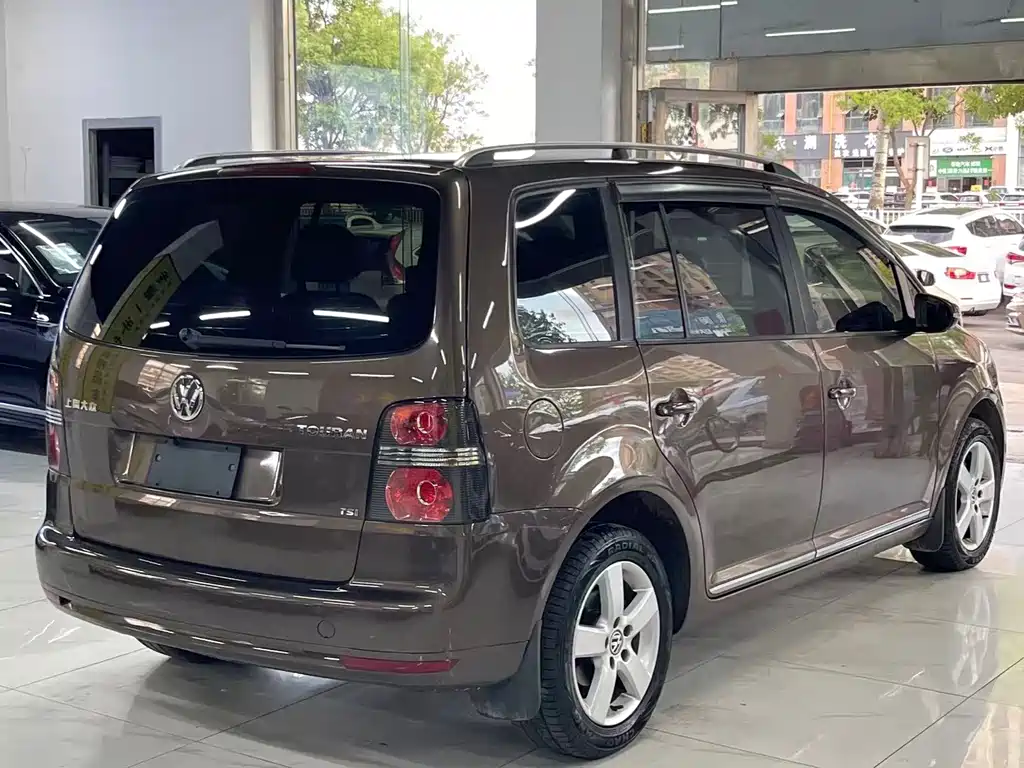 Volkswagen Touran — миниатюра 6