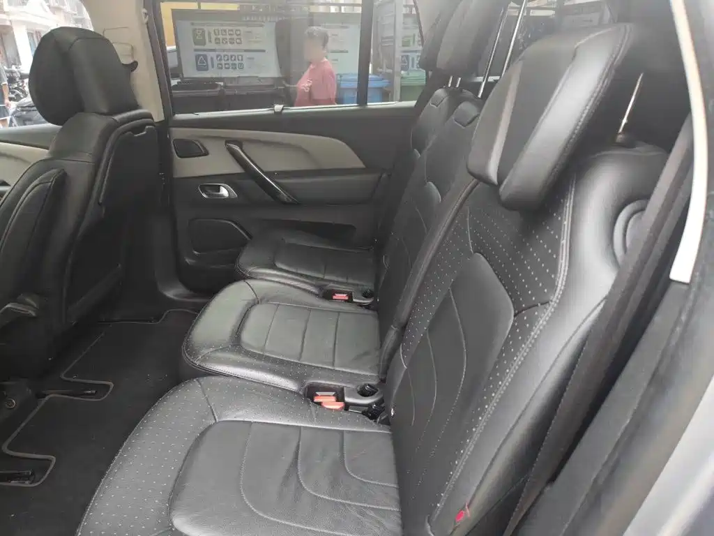 Citroen C4 Picasso — миниатюра 15